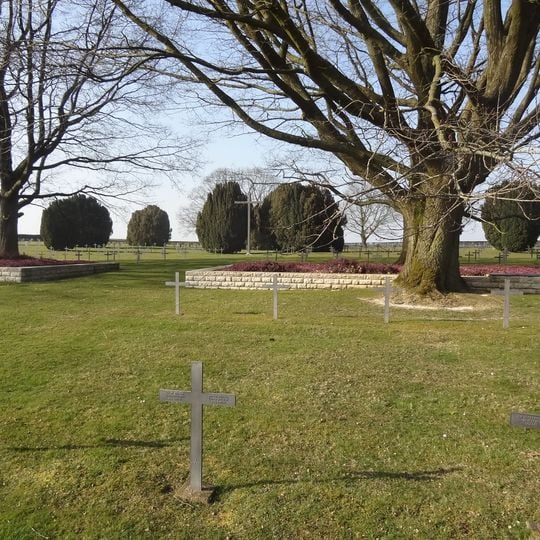 Deutscher Soldatenfriedhof Nampcel