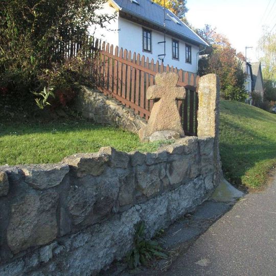 Smírčí kříž v Nečtinách