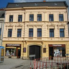 Hlavní náměstí 2