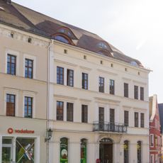 Wohnhaus (Nr. 10a), südlich angebautes Hofgebäude (Nr. 10b), südöstliches Hofgebäude (Nr. 10c) und das Wohnhaus an der Teichpromenade im südöstlichen Bereich des Grundstücks (Nr. 10d) Altstadt, Altmarkt 10a; 10b; 10c; 10d