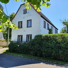 Lindenallee 8, Großzschepa