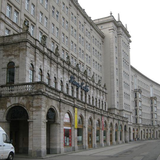 Wohnanlage Roßplatz 1; 2; 3; 4; 5; 6; 7; 8; 8a; 9; 10; 11; 12; 13