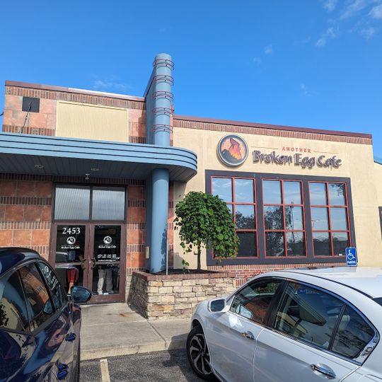 Another Broken Egg Cafe