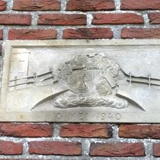 Gevelsteen bij De Boog