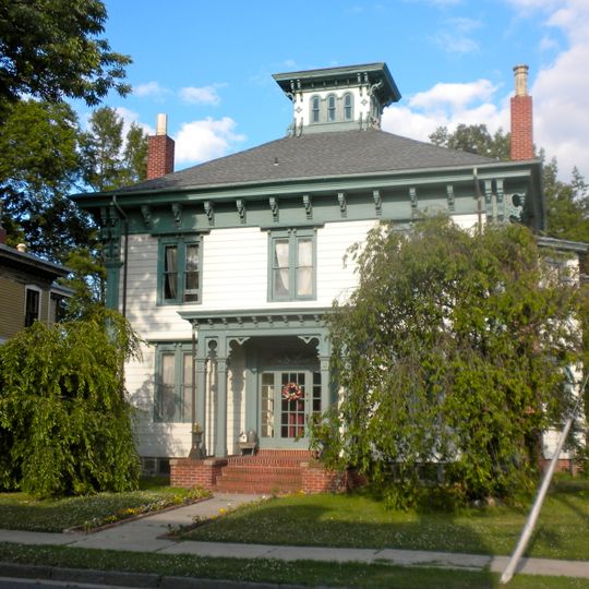 Hedge-Carpenter-Thompson Historic District