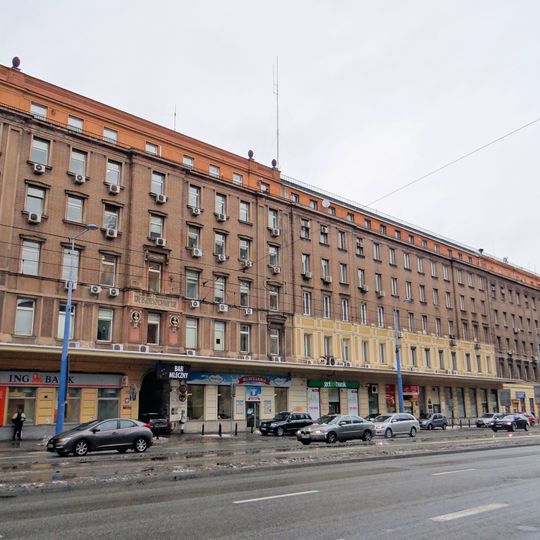 Dom przy Alejach Jerozolimskich 30