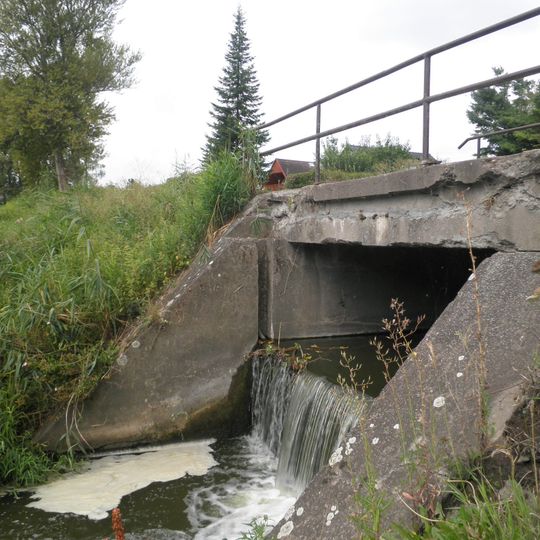 Most přes odtok ze starého řečiště Labe v Kostelci nad Labem