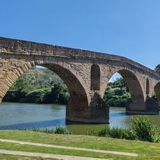 Puente Románico