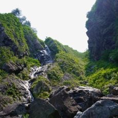 アンモ浦の滝