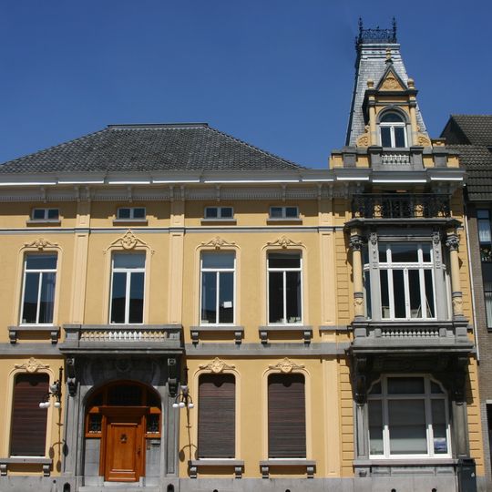 "Emile van Loonhuis"