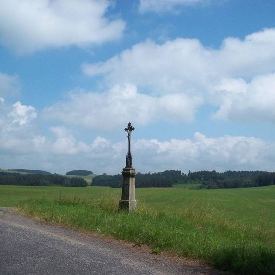 Kříž severně od Kvášňovic