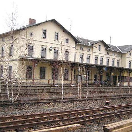 Empfangsgebäude des Bahnhofs Bahnhofstraße 45