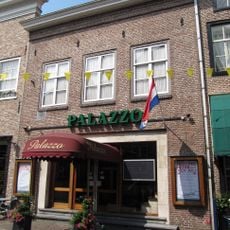 Maasstraat 12, Grave