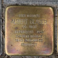 Stolperstein en memoria de Albert Glaser
