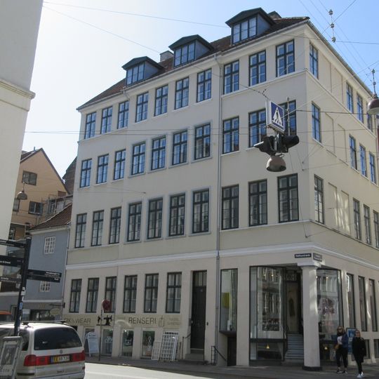 Rådhusstræde 8