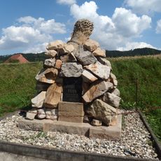 Památník Na paměť osvobození půdy v Unerázce