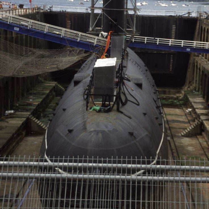 HMS Courageous