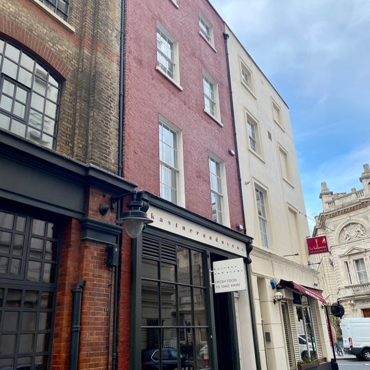 52, Floral Street Wc2