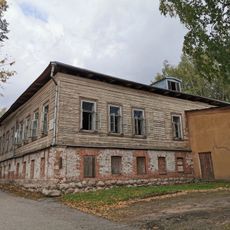 Здание городского училища (Бежецк)