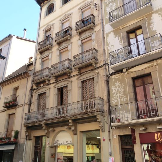 Casa Llucià Riubrogent