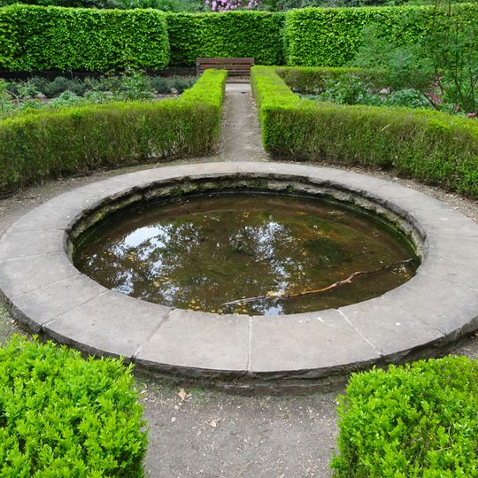 Brunnen