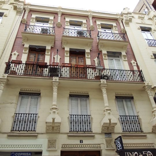 Apartment building at 3 Jorge Juan street, Valencia