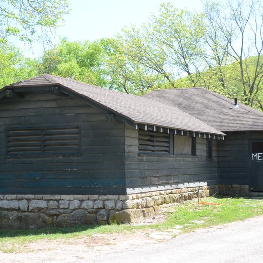 Lake Leatherwood Recreational Facilities