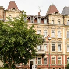 Mietshaus in geschlossener Bebauung Straße des Friedens 7