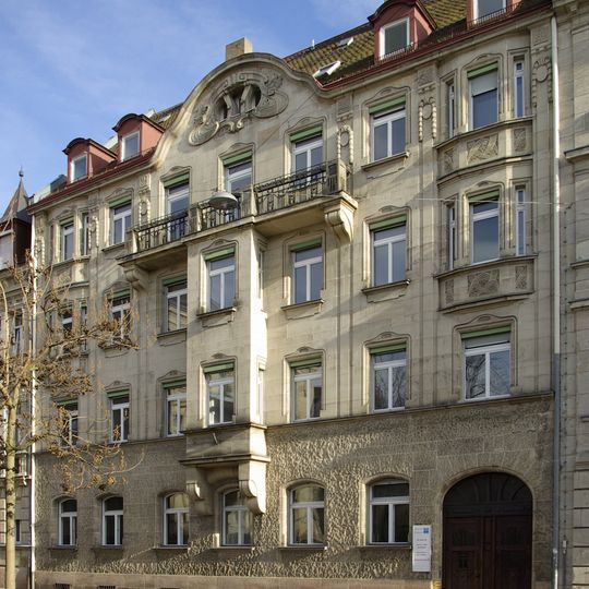 Ehemaliges Altenwohnheim „Luisenheim“, jetzt Mietshaus