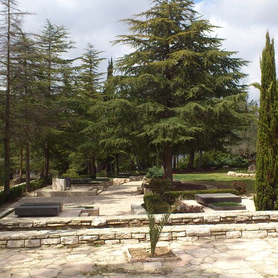 Nation's Great Leaders Graves