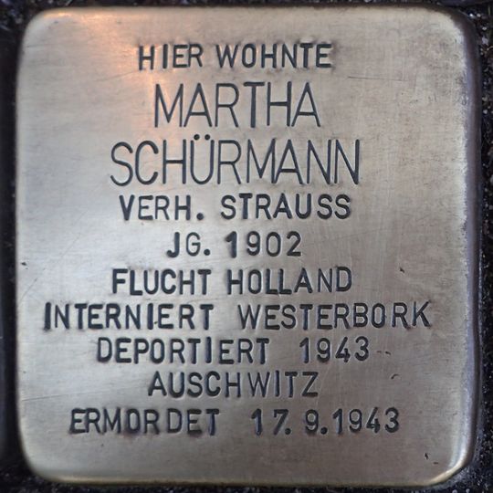 Stolperstein en memoria de Martha Schürmann