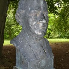 Pomník Anatola Provazníka v parku Slavín v Rychnově nad Kněžnou