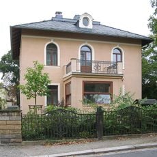 Villa Dr.-Schmincke-Allee 23
