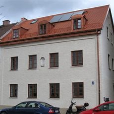 Zweigeschossiges Vorstadthaus
