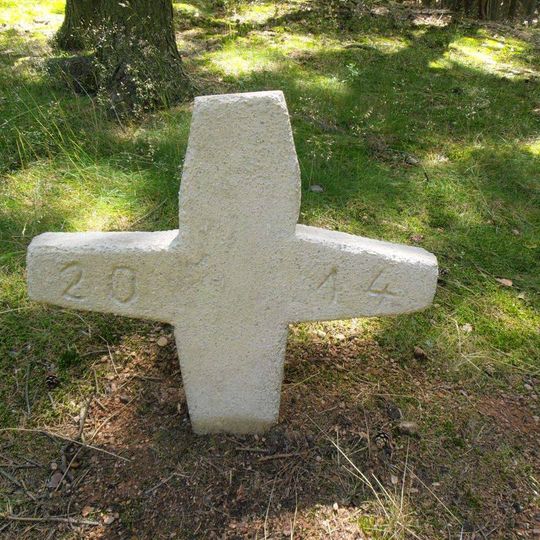 Kříž severovýchodně od Hradecka