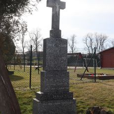 Kříž u hřiště v Blatnici