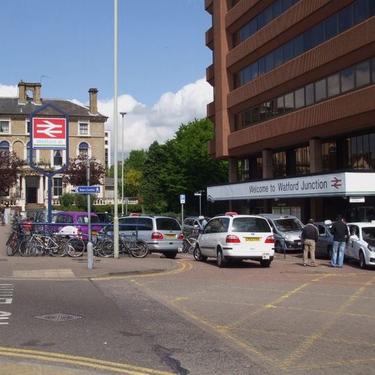 Watford Junction railway station