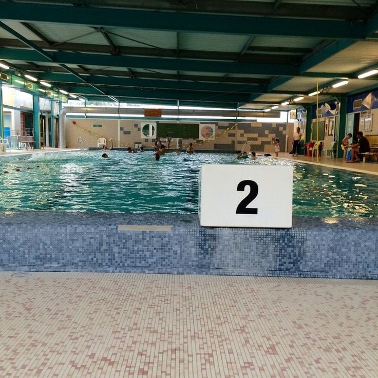 Orly Municipal Pool