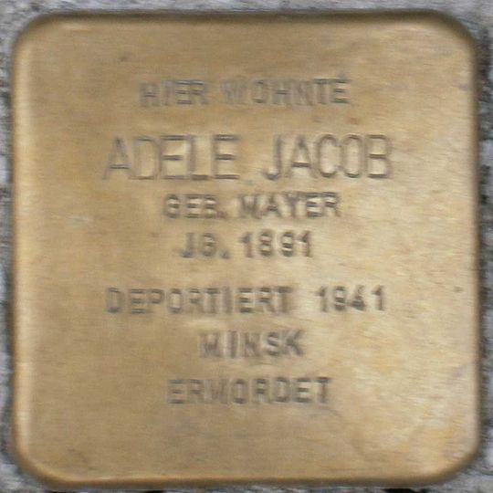 Stolperstein en memoria de Adele Jakob