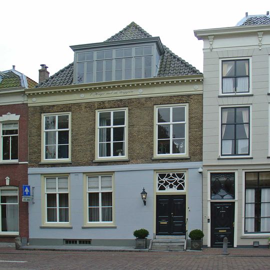 Hoge Gouwe 97, Gouda