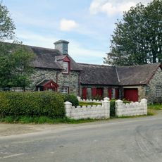 The Smithy House/ Yr Hen Efail