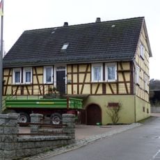 Haus Erbacher Weg 8