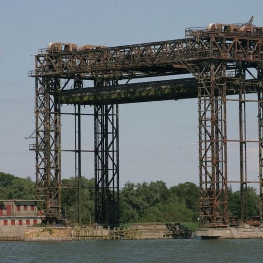 Karnin Lift Bridge