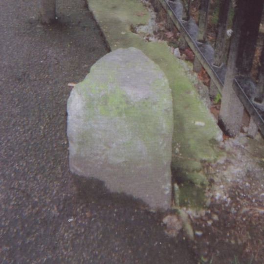 Milestone, Tonbridge Road, opp No. 172, E of Milton Street
