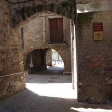 Carrer Baix
