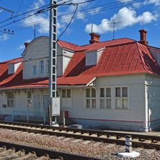 Vozrozhdeniye railway station, Vyborgsky District