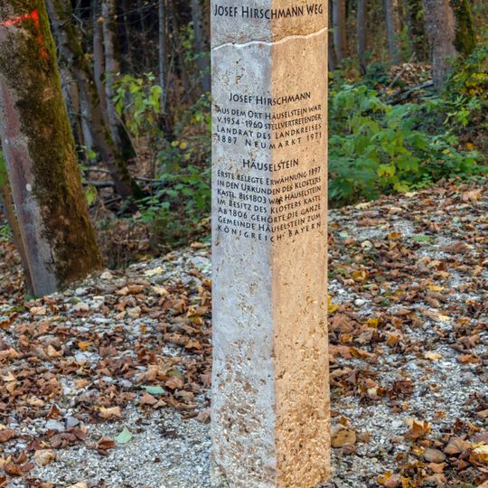 Josef Hirschmann Denkmal