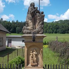 Socha svaté Maří Magdaleny u kostela v Levínské Olešnici
