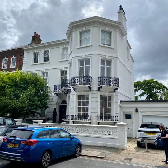 Wall And Piers To Wentworth House  Wentworth House