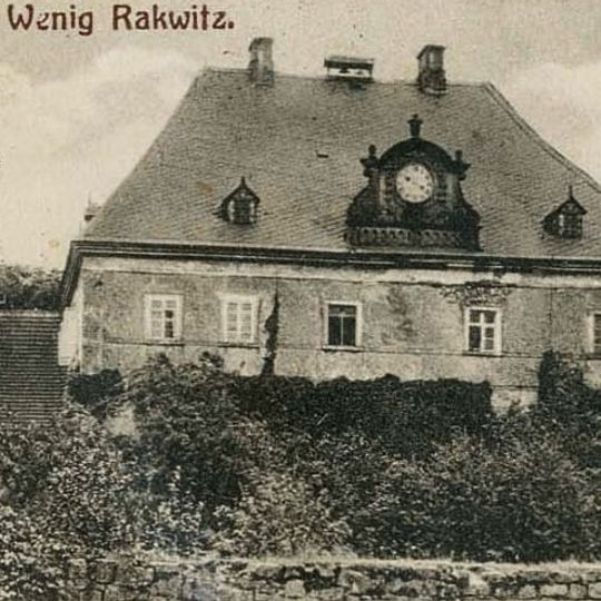Palace in Rakowice Małe